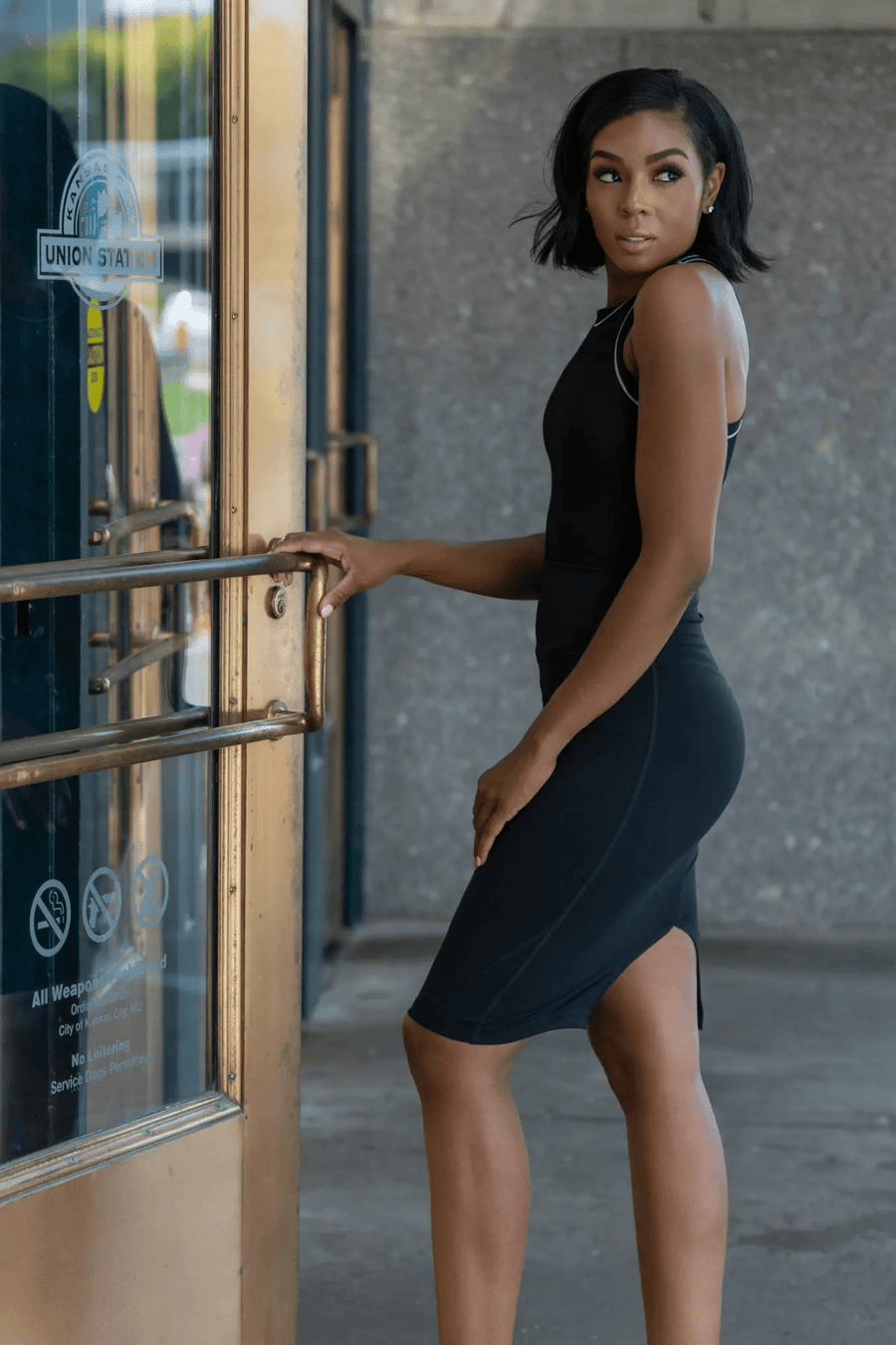 PowerLine Pencil Skirt in Onyx Noir
